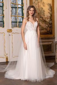 DRESSMYYES-NR2-DY1-4234-FRONT-Brautkleid-Prinzessin