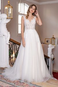 DRESSMYYES-NR22-DY1-4350-FRONT-Brautkleid-Prinzessin