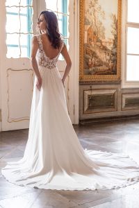 DRESSMYYES-NR28-DY1-4545-BACK-Brautkleid-Prinzessin