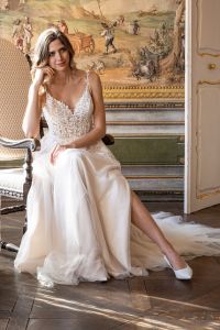 DRESSMYYES-NR8-DY1-4244-FRONT-Brautkleid-Prinzessin