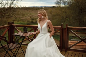 FARA-SPOSA-OLAYA-Brautkleid-1-Elegant