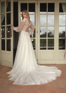 FARA-SPOSA-nenufar-Brautkleid-3-Vintage