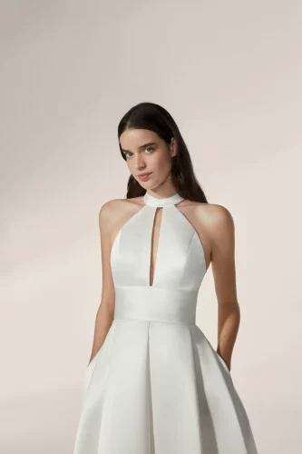 Jesus-Peiro-2647c-Brautkleid-Elegant