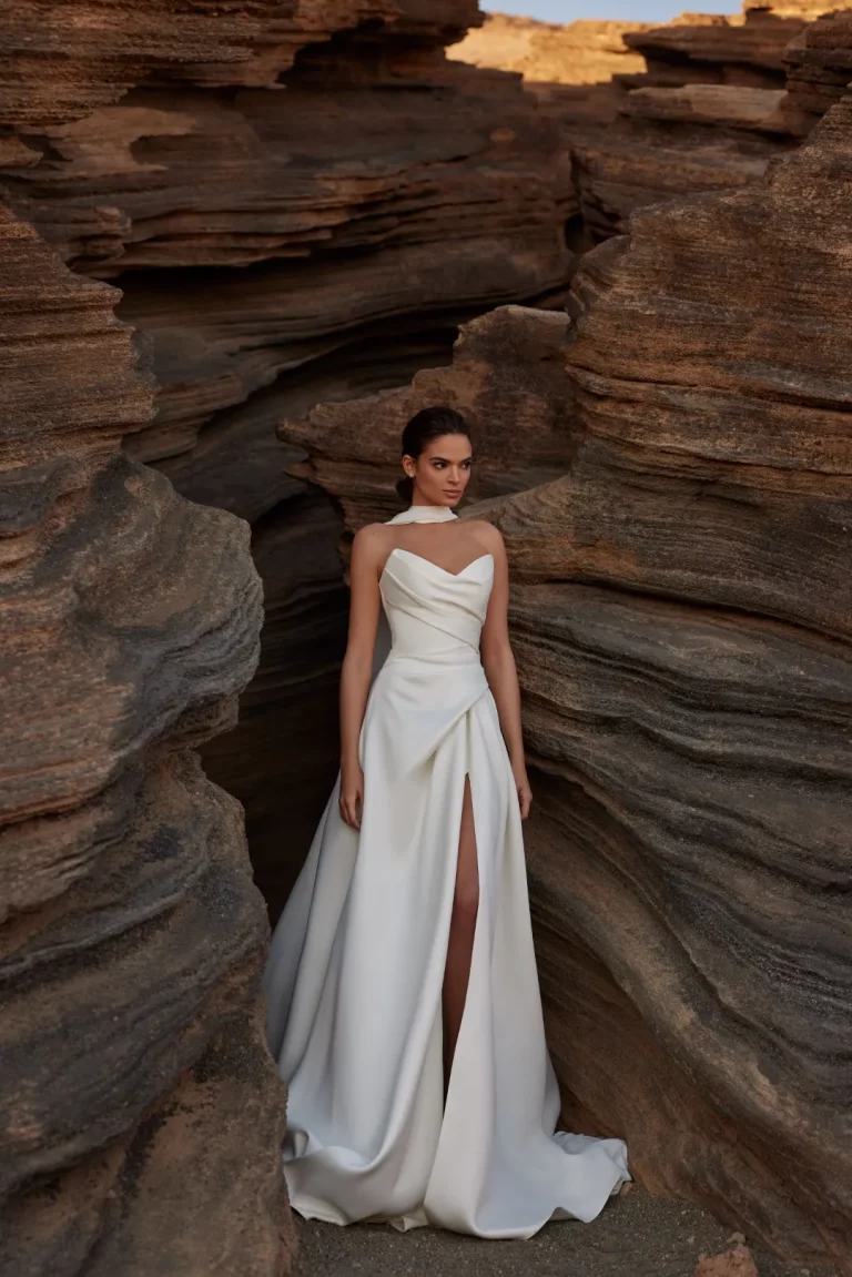 MILLA-NOVA-5437_Danessa-Brautkleid-Elegant