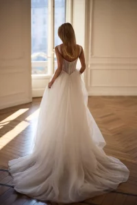 MILLA-NOVA-6308_Melisande-Brautkleid-Prinzessin