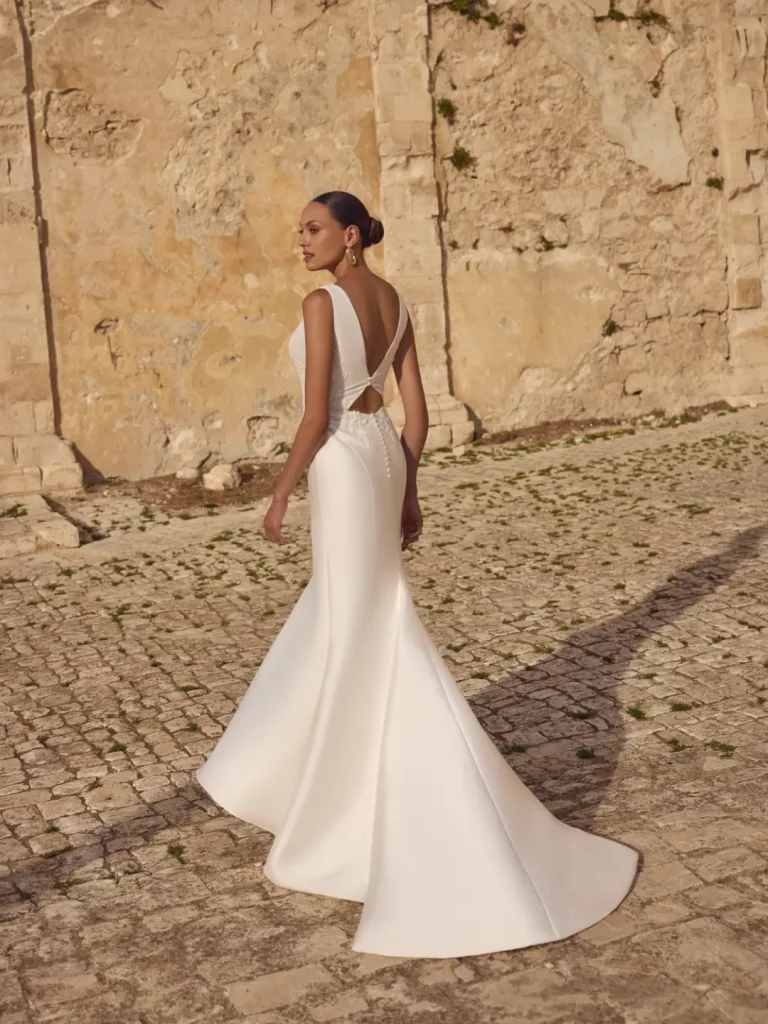 MODECA-GEEGEE-8247-Brautkleid-Elegant