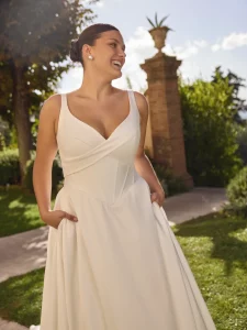 MODECA-JANNEKE-1900-Brautkleid-Elegant-Curvy