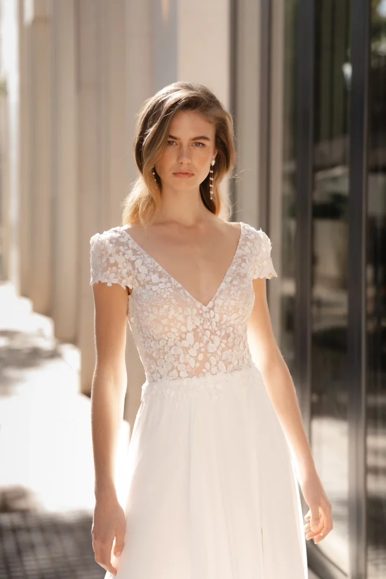 Marylise-Bridal 2026-Kiss from a rose-1-005-hr-Brautkleid-Vintage