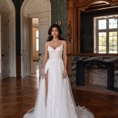 Melory-Magda-229A0776-Brautkleid-Prinzessin