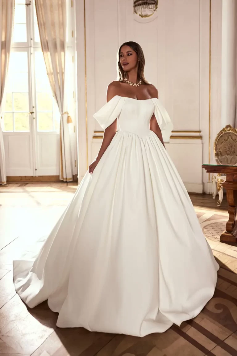 Gala Bridal Jackie Brautkleid schlicht und elegant – Steinecker