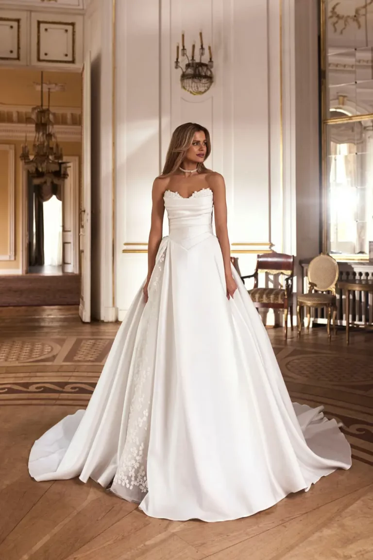 Gala Bridal Jaime Brautkleid schlicht und elegant – Steinecker