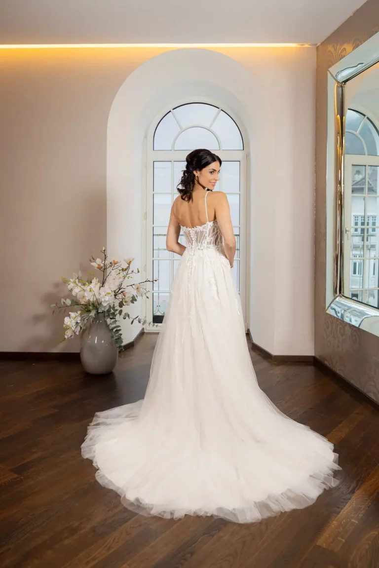 DRESSMYYES-NR-10-DY1-5194-BACK-Brautkleid-Prinzessin