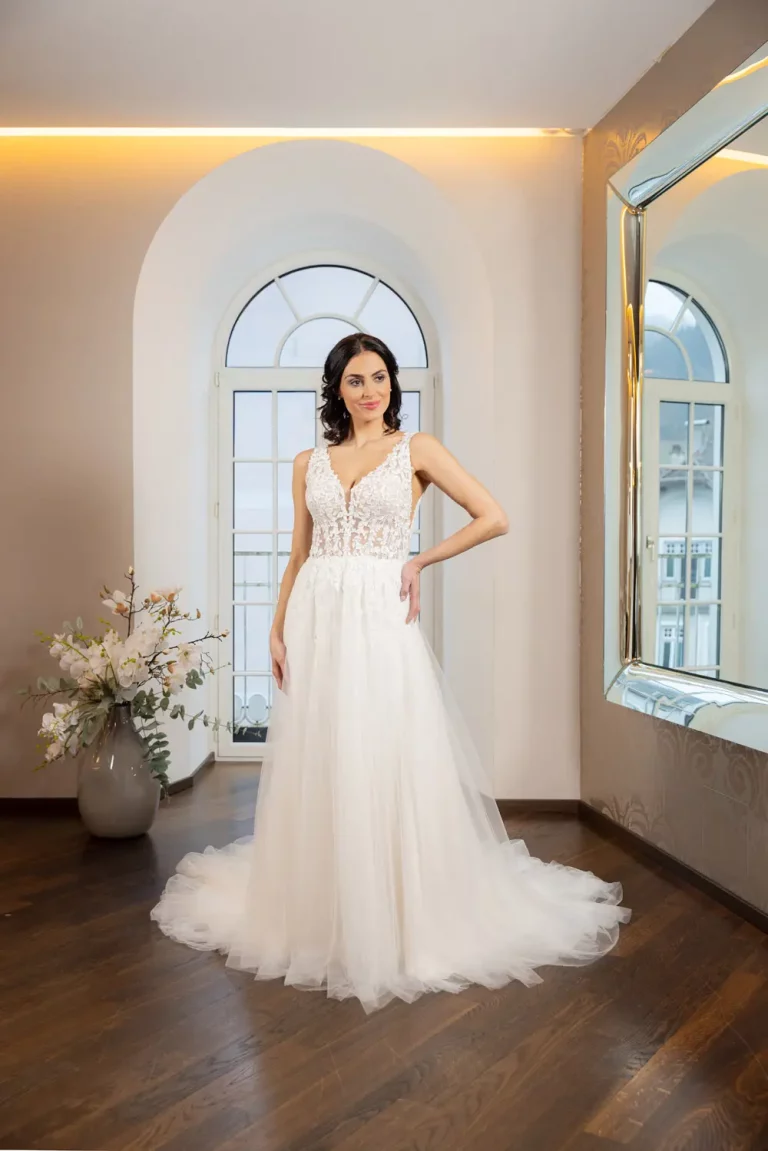DRESSMYYES-NR-13-DY1-5198-FRONT-Brautkleid-Prinzessin