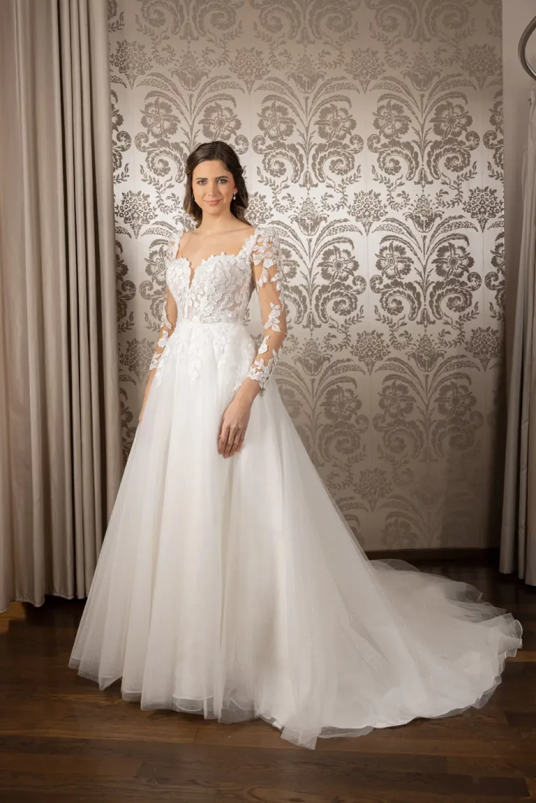 DRESSMYYES-NR-20-DY1-5208-FRONT-Brautkleid-Prinzessin