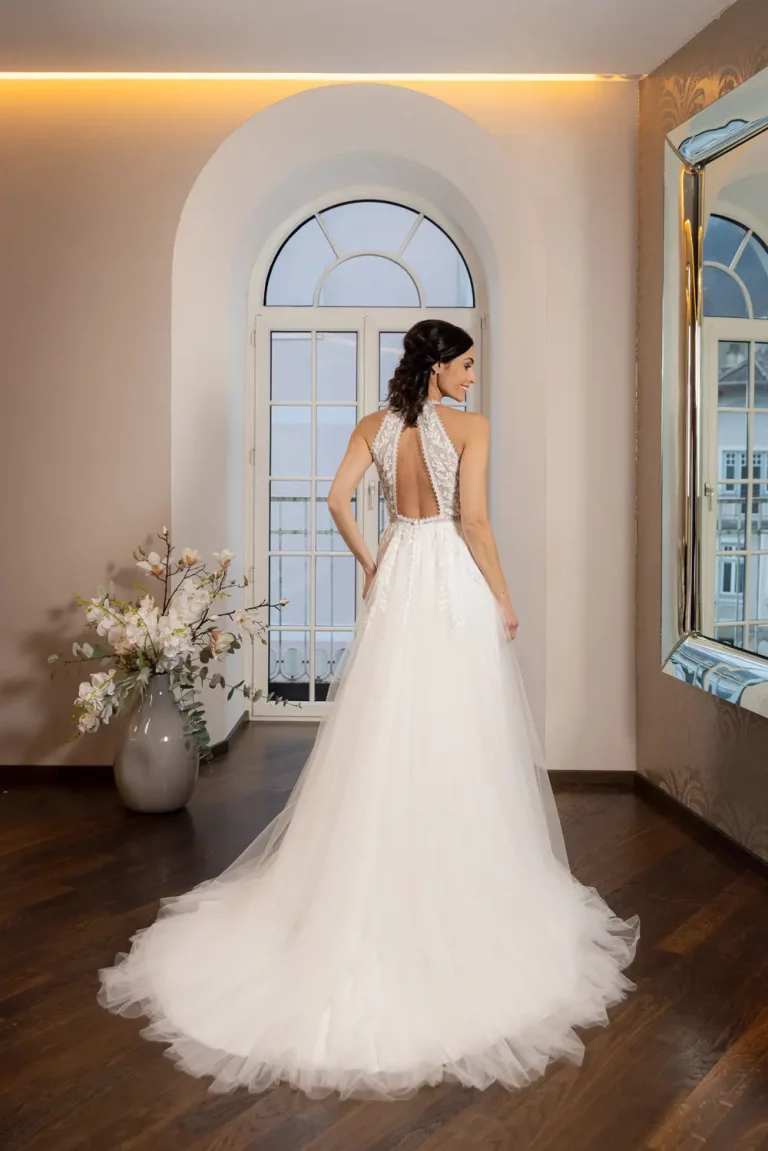 DRESSMYYES-NR-24-DY1-5212-BACK-Brautkleid-vintage