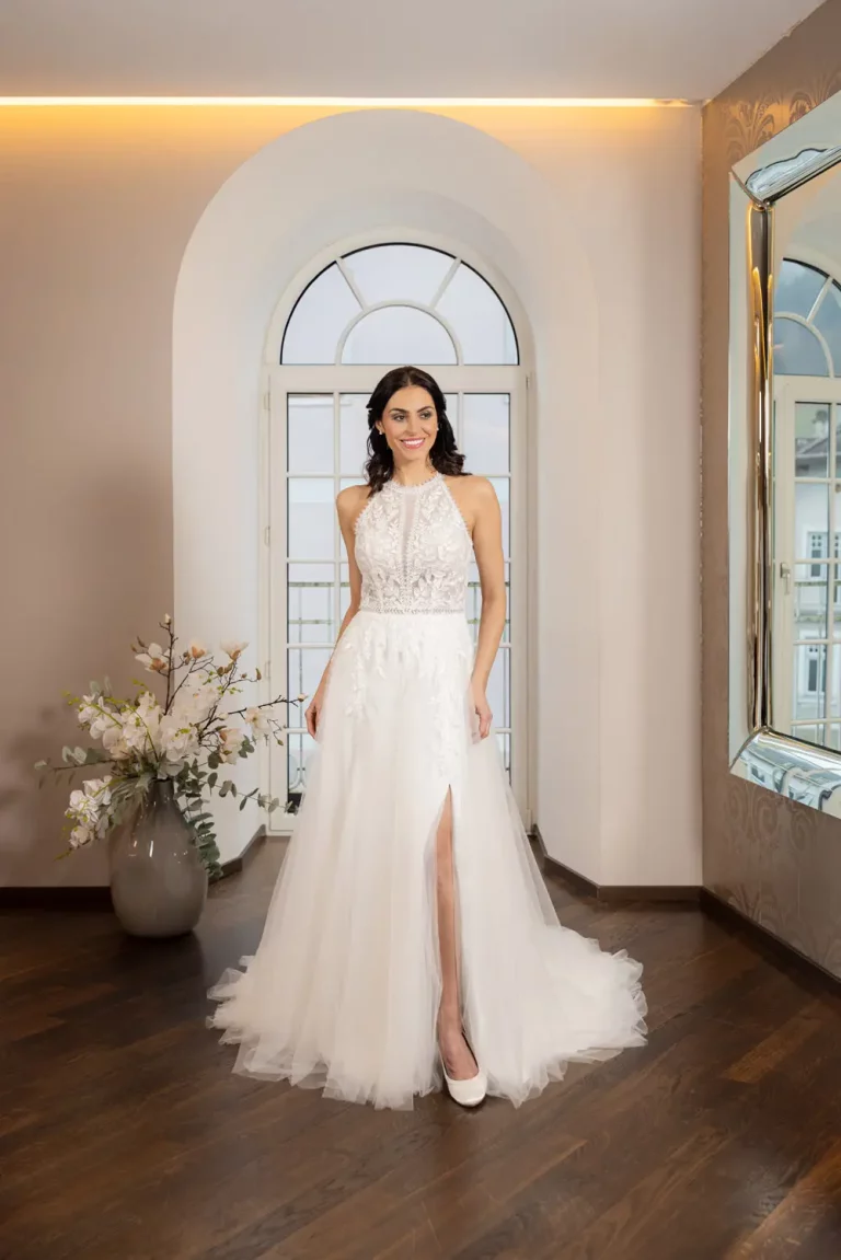 DRESSMYYES-NR-24-DY1-5212-FRONT-Brautkleid-vintage