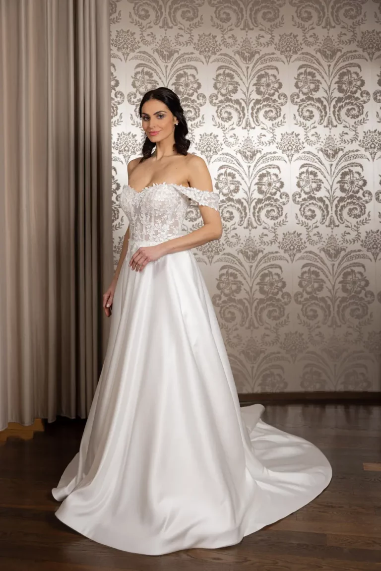 DRESSMYYES-NR-27-DY1-5217-FRONT-Brautkleid-Prinzessin