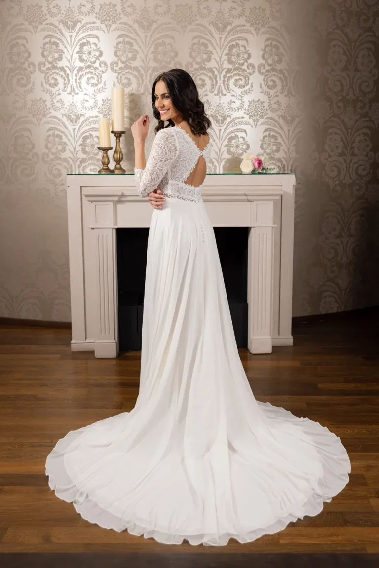 DRESSMYYES-NR-8-DY1-5192-BACK-Brautkleid-vintage