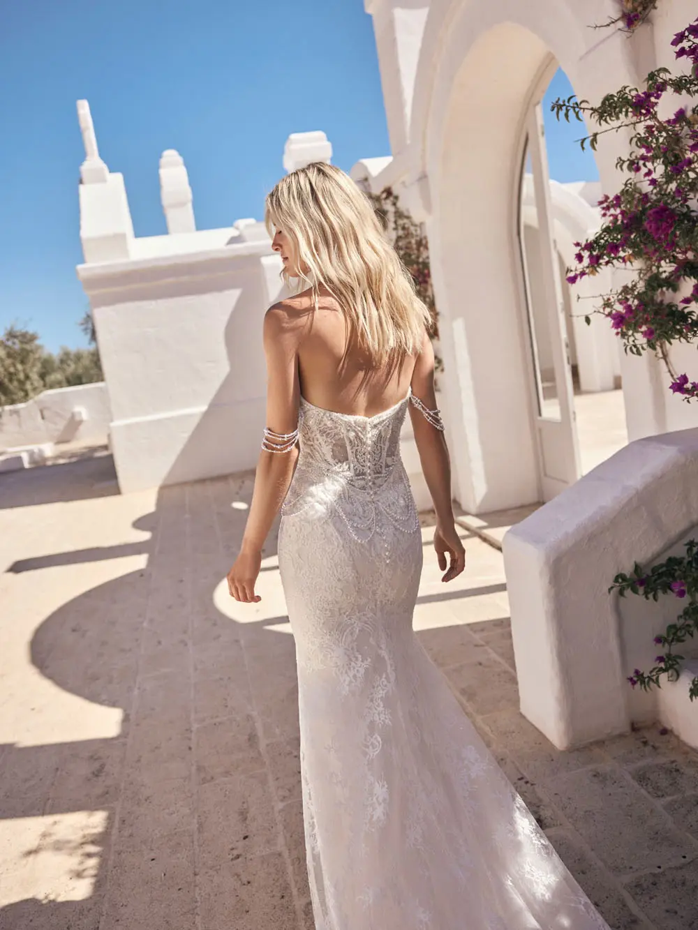 Modeca Lulu Brautkleid figurbetont – Steinecker
