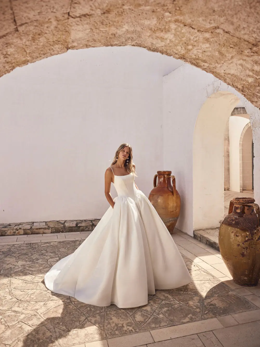 Modeca Lyrelle Brautkleid elegant und schlicht – Steinecker