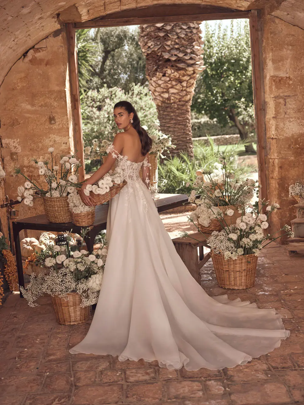 Modeca Mavisse Brautkleid im Prinzessinnen-Stil – Steinecker