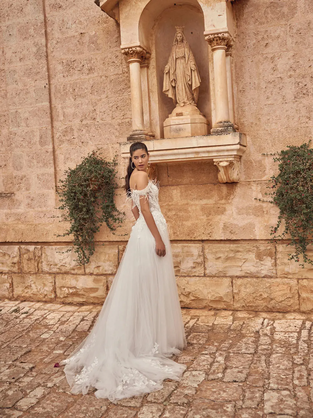 Modeca Merysol Brautkleid im Prinzessinnen-Stil – Steinecker