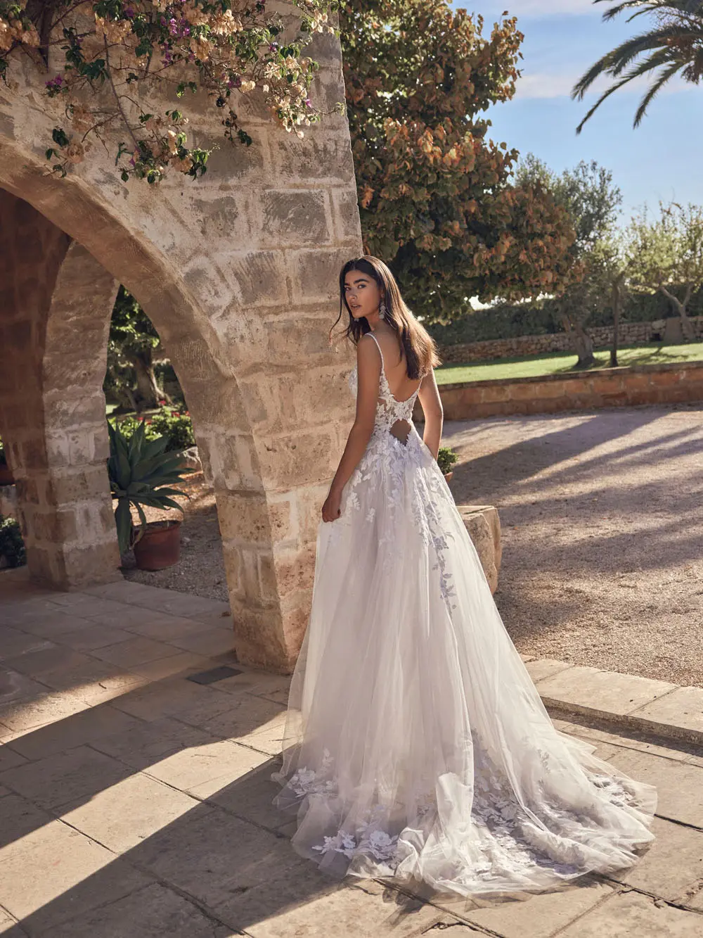 Modeca Mivonne Brautkleid im Prinzessinnen-Stil – Steinecker