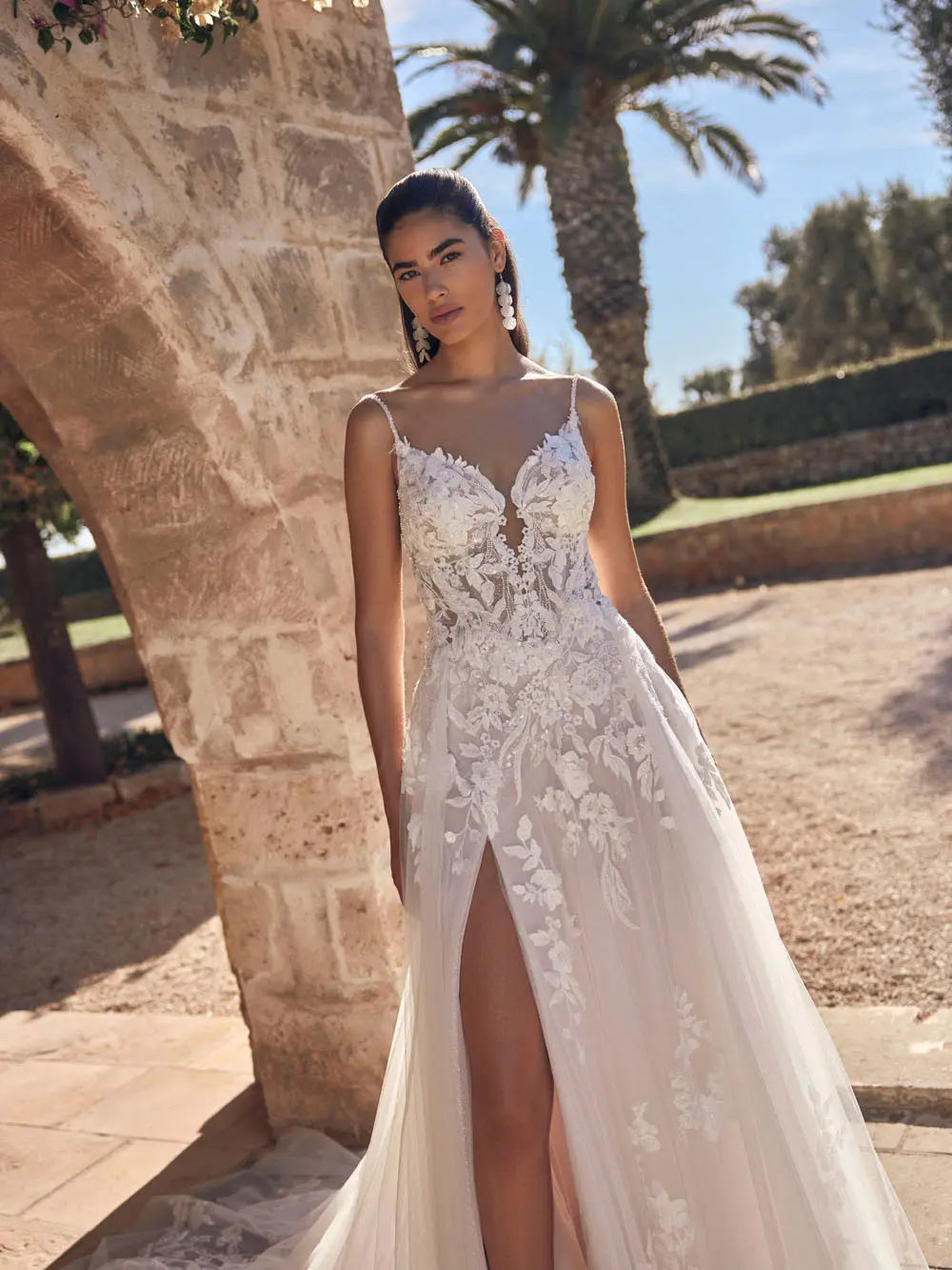 Modeca Mivonne Brautkleid im Prinzessinnen-Stil – Steinecker