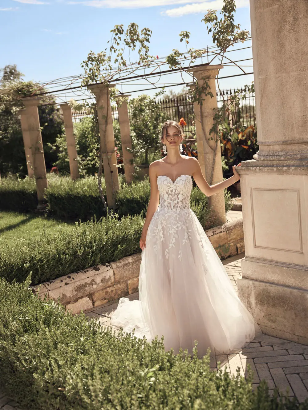 Modeca Myla Brautkleid im Prinzessinnen-Stil – Steinecker
